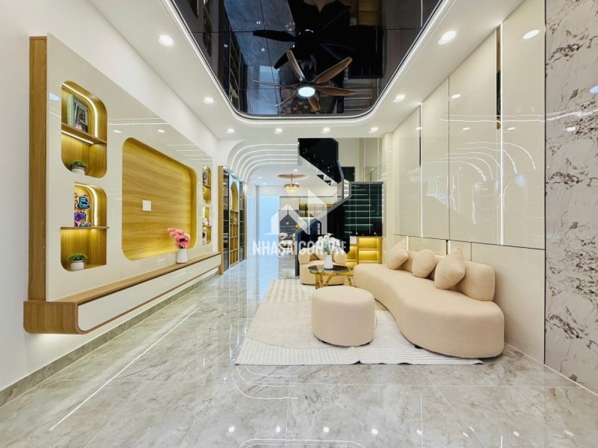 Bán nhà 55m2 Ngang 4 Nở Hậu 4,2m x 13,2m Phạm Văn Chiêu Gò Vấp 6tỷ680